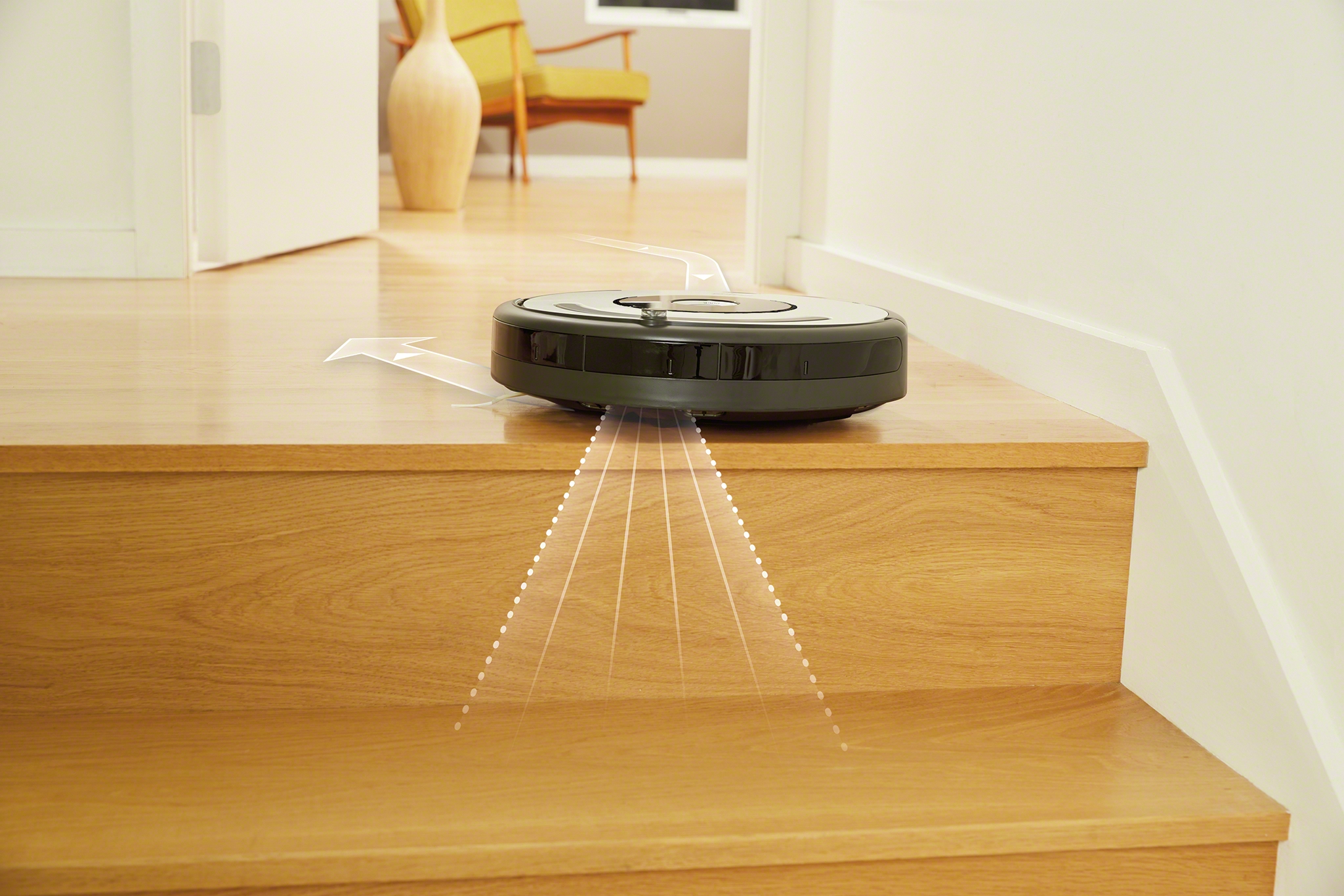 Aspiradora robot Irobot R671 Negro, aspiradora para alfombras y suelos  duros, conexión WiFi. Aspiradora programable con Alexa o Google Assistant  IROBOT