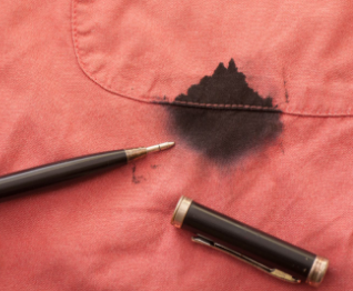 Como quitar manchas de tinta de la ropa