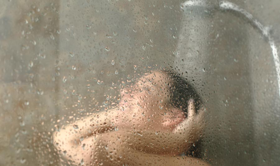 Cómo limpiar los vidrios del baño - limpiar vidrios del baño luego de una ducha