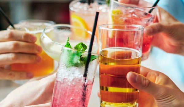 como preparar cocteles caseros